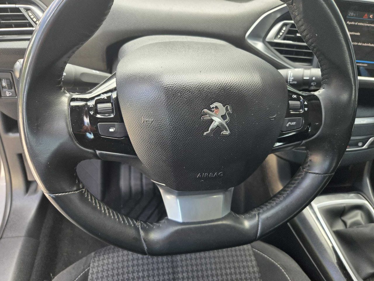 Peugeot 308 ACTIVE PACK BLUE HDI 100 CV  - Foto 2