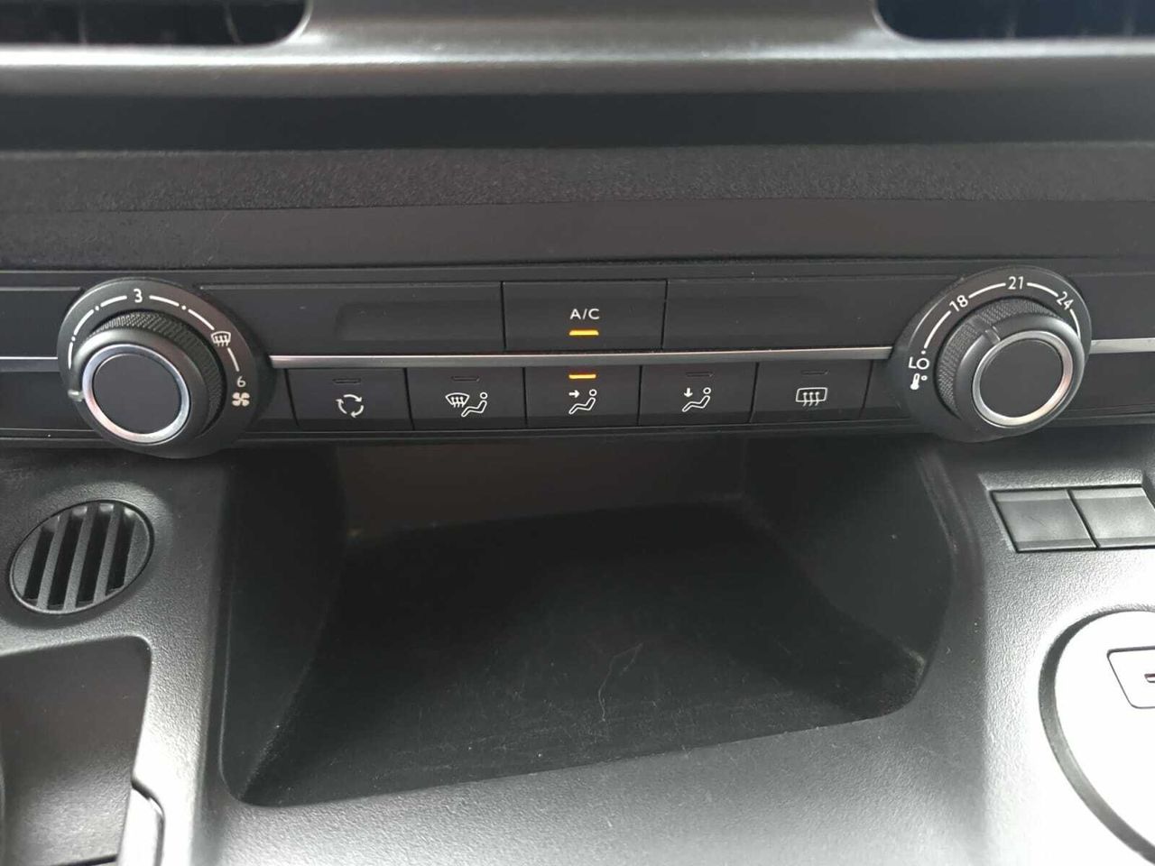 Peugeot Rifter ALLURE BUSINESS STANDARD BLUE HDI 100 CV  - Foto 2
