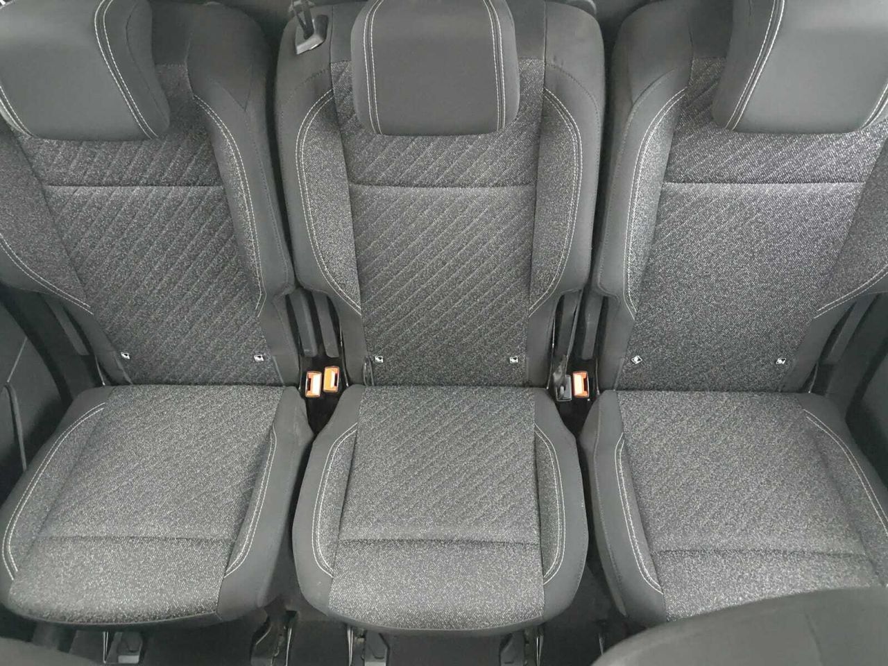 Peugeot Rifter ALLURE BUSINESS STANDARD BLUE HDI 100 CV  - Foto 2