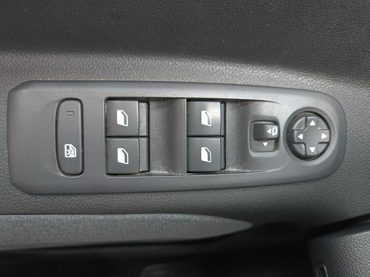 Peugeot Rifter ALLURE BUSINESS STANDARD BLUE HDI 100 CV  - Foto 2