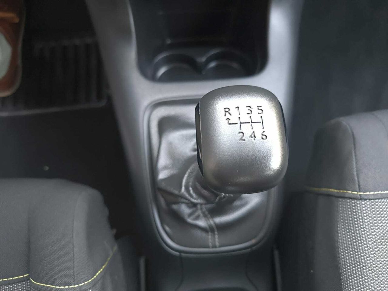 Citroën C3 BLUE HDI 100 CV FEEL  - Foto 2