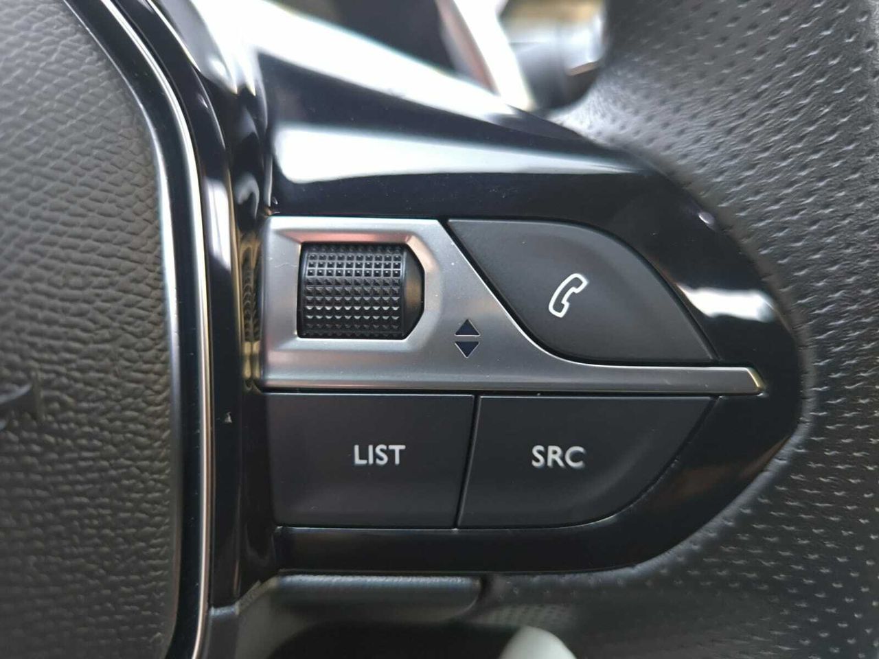 Peugeot 3008 Hybrid GT PACK HYBRID 300 e-EAT8  - Foto 2
