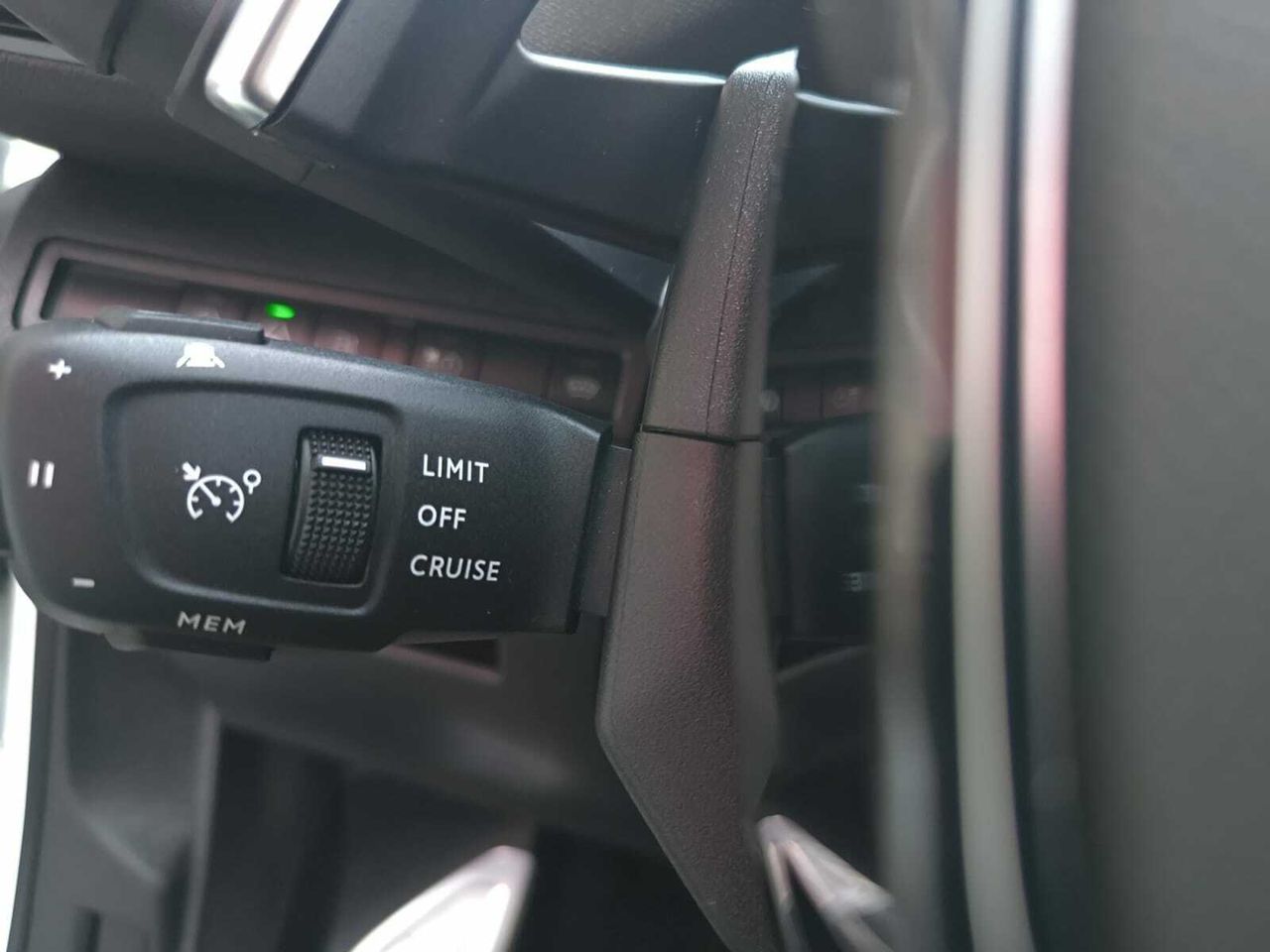 Peugeot 3008 Hybrid GT PACK HYBRID 300 e-EAT8  - Foto 2