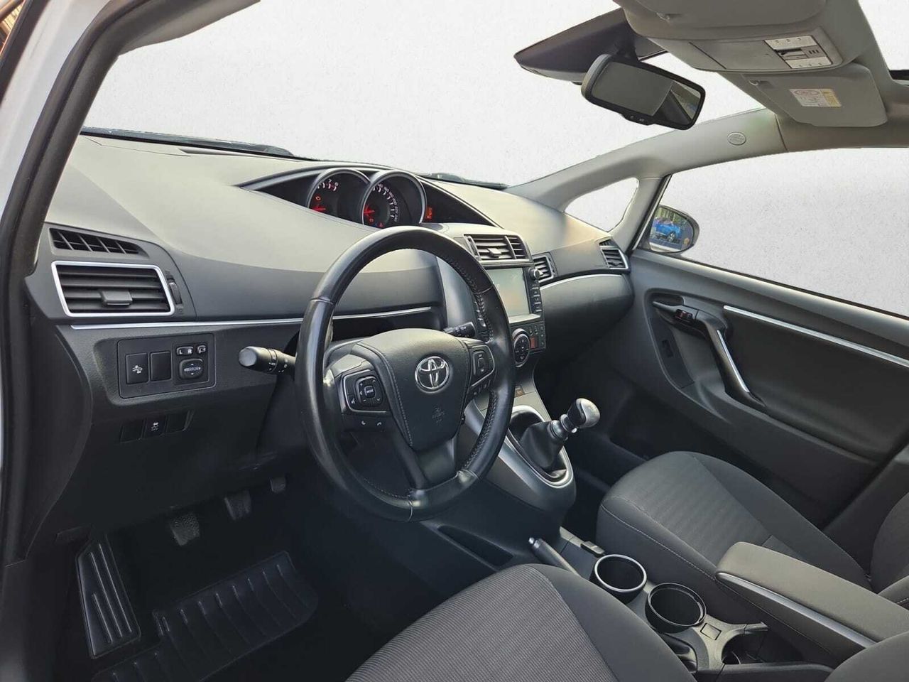 Toyota Verso 1.6 130 CV ADVANCE 7 PLAZAS  - Foto 2