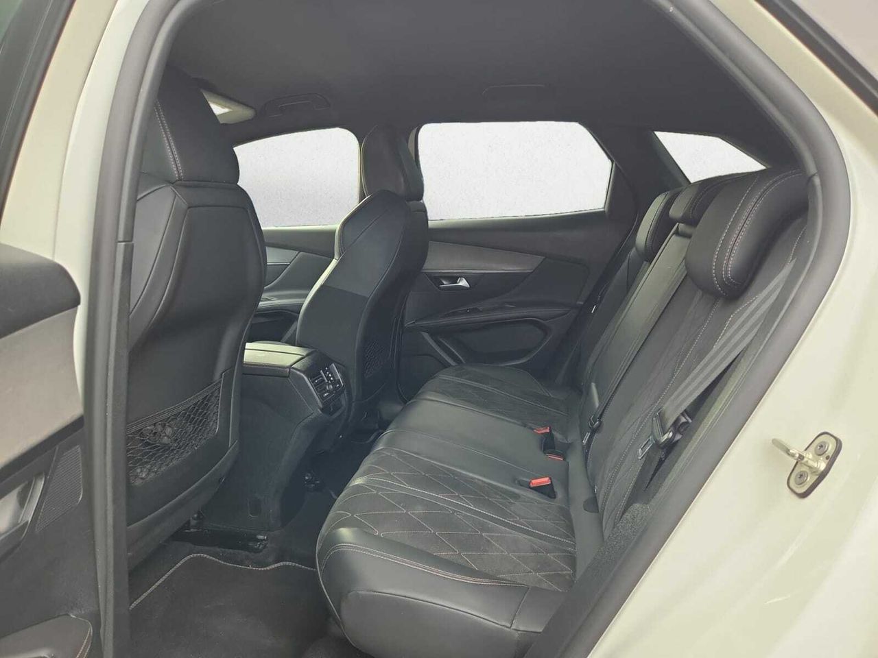 Peugeot 3008 GT BLUE HDI 180 CV EAT8  - Foto 2