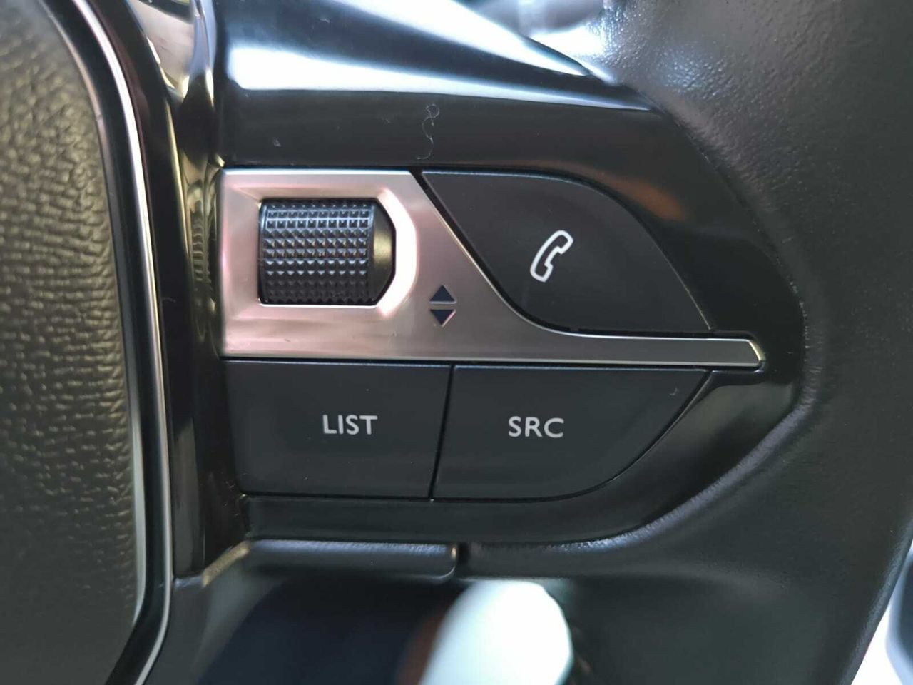 Peugeot 3008 ACTIVE BLUE HDI 130 CV   - Foto 2