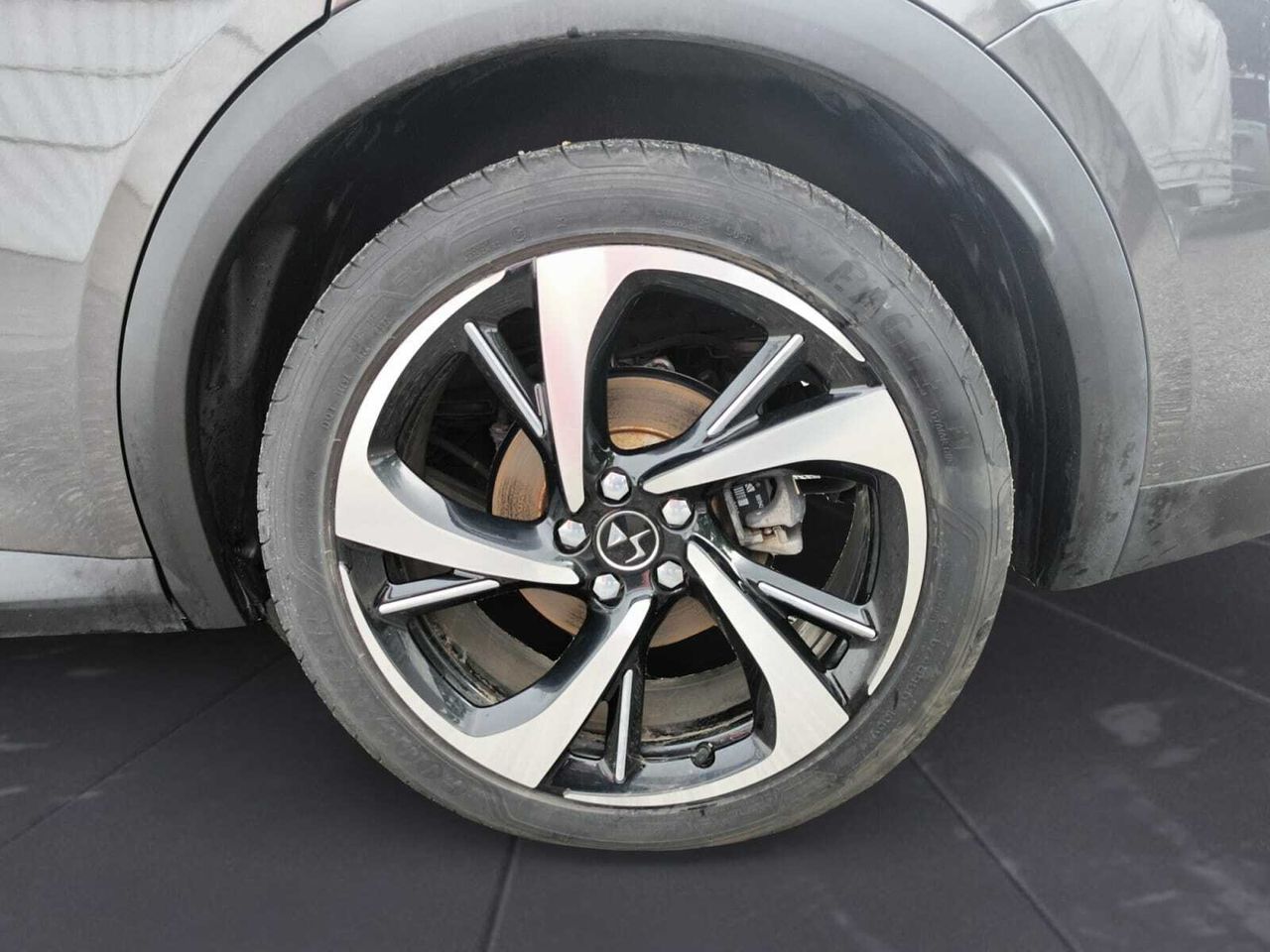 DS Automobiles DS 7 CROSSBACK E TENSE 4X4 GRAND CHIC  - Foto 2