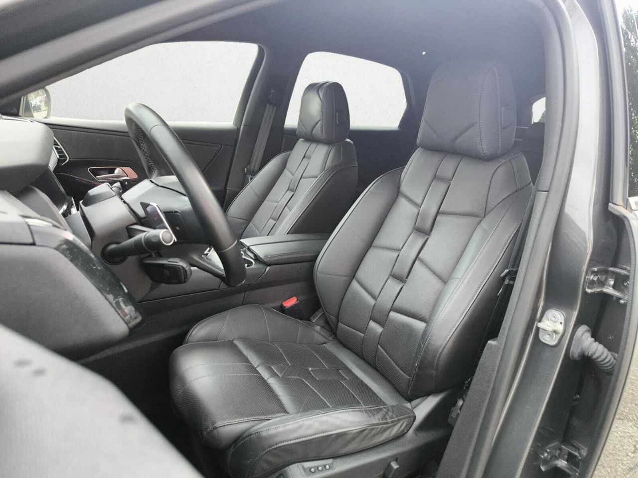 DS Automobiles DS 7 CROSSBACK E TENSE 4X4 GRAND CHIC  - Foto 2