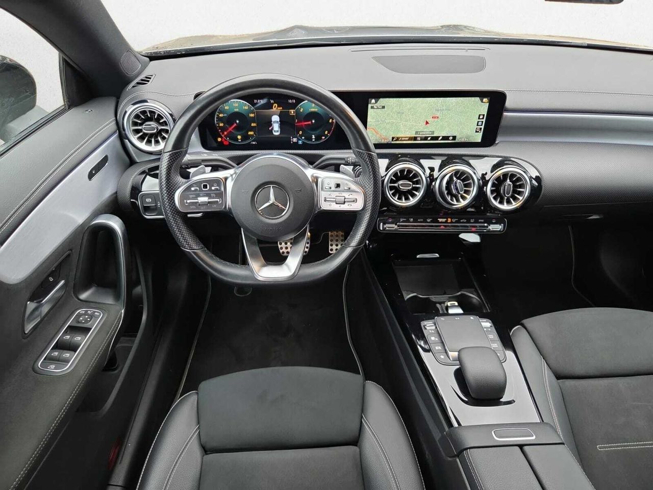Mercedes CLA 200 D DCT AMG LINE + PAQ. PREMIUM + SMARTPHONE  - Foto 2