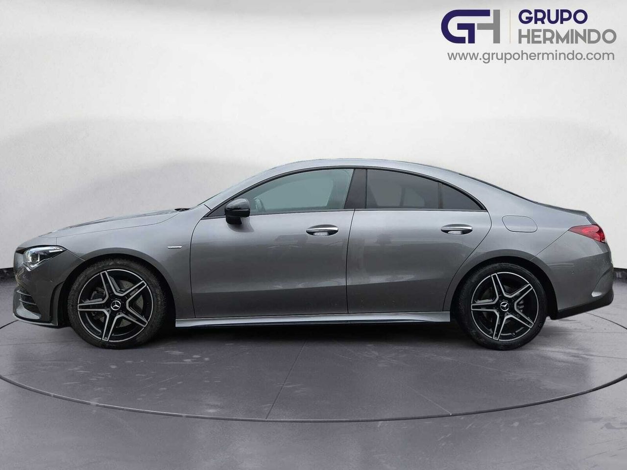 Mercedes CLA 200 D DCT AMG LINE + PAQ. PREMIUM + SMARTPHONE  - Foto 2