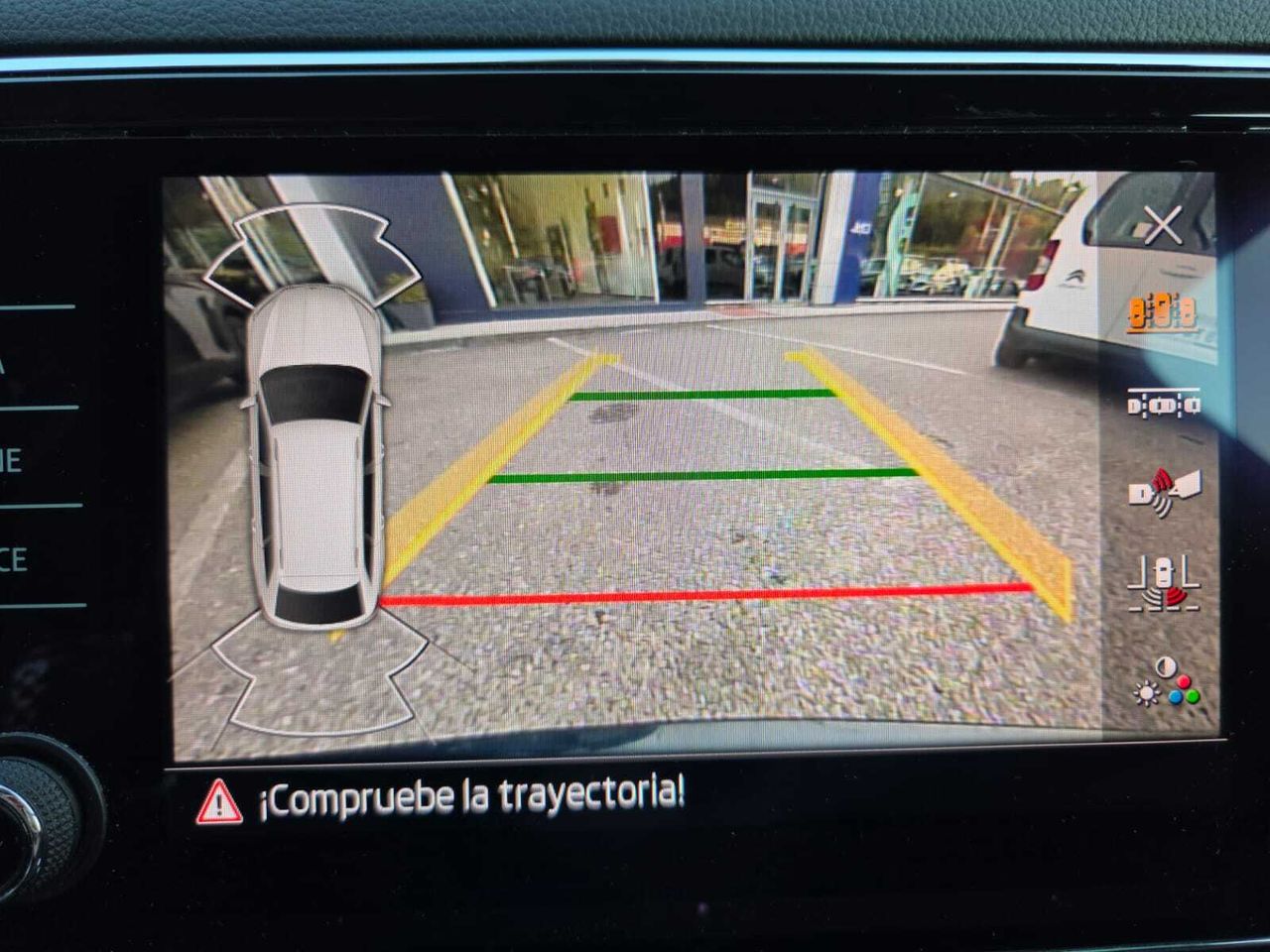 Skoda Superb COMBI STYLE 1.4 TSI IV P-HEV DSG  - Foto 2