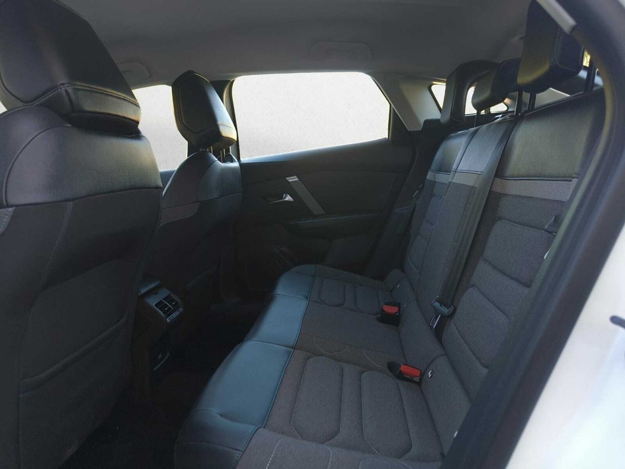 Citroën C4 FEEL PACK BLUE HDI 130 CV EAT8  - Foto 2