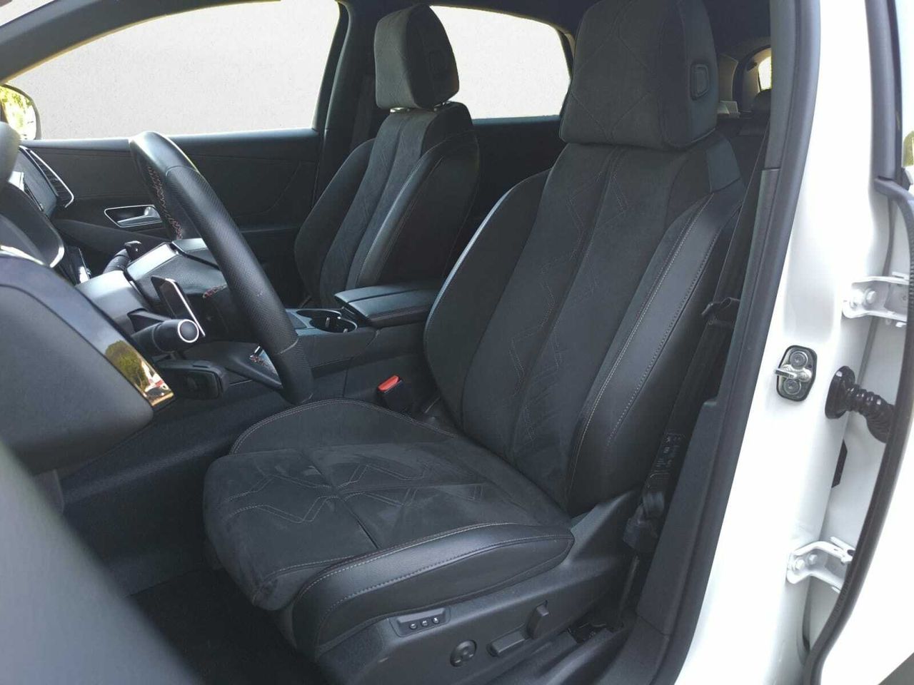 DS DS 7 CROSSBACK PERFORMANCE PURE TECH 180 CV EAT8  - Foto 2