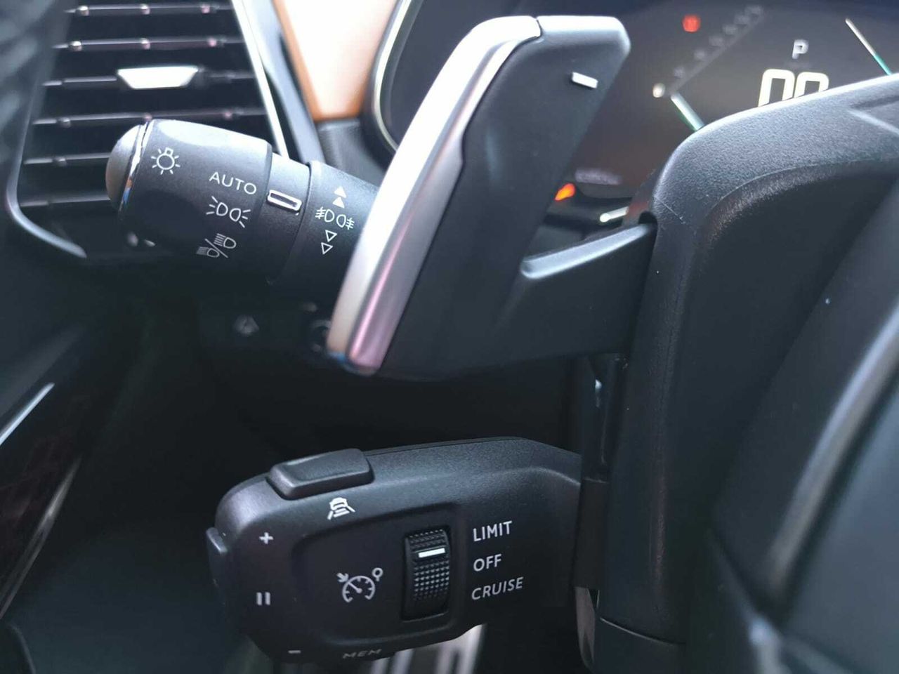 DS DS 7 E TENSE 4X4 GRAND CHIC  - Foto 2