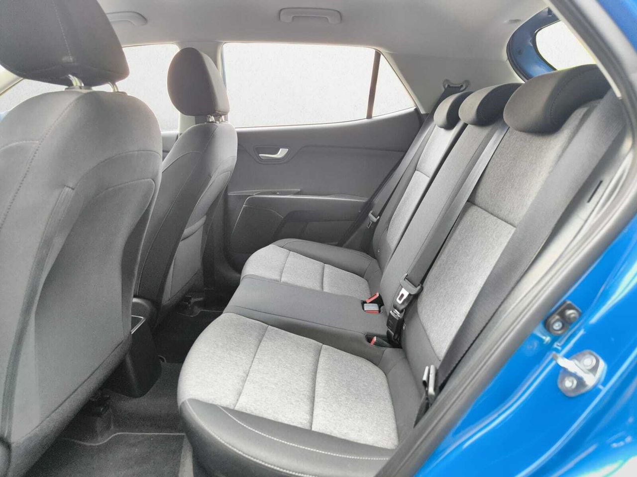 Kia Stonic 1.2 DPI DRIVE 84 CV  - Foto 2