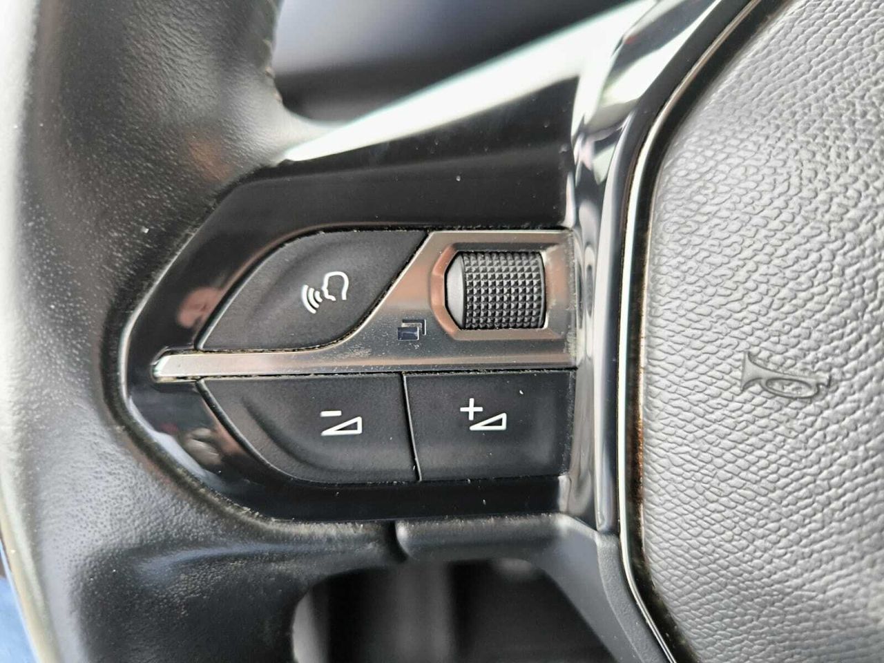 Peugeot Rifter ALLURE BLUE HDI 100 CV STANDARD  - Foto 2