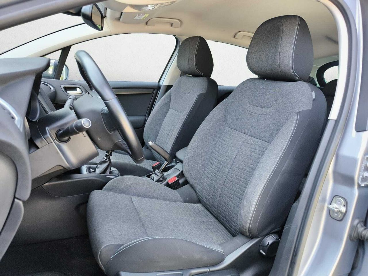 Citroën C4 BLUE HDI 120 CV FEEL  - Foto 2