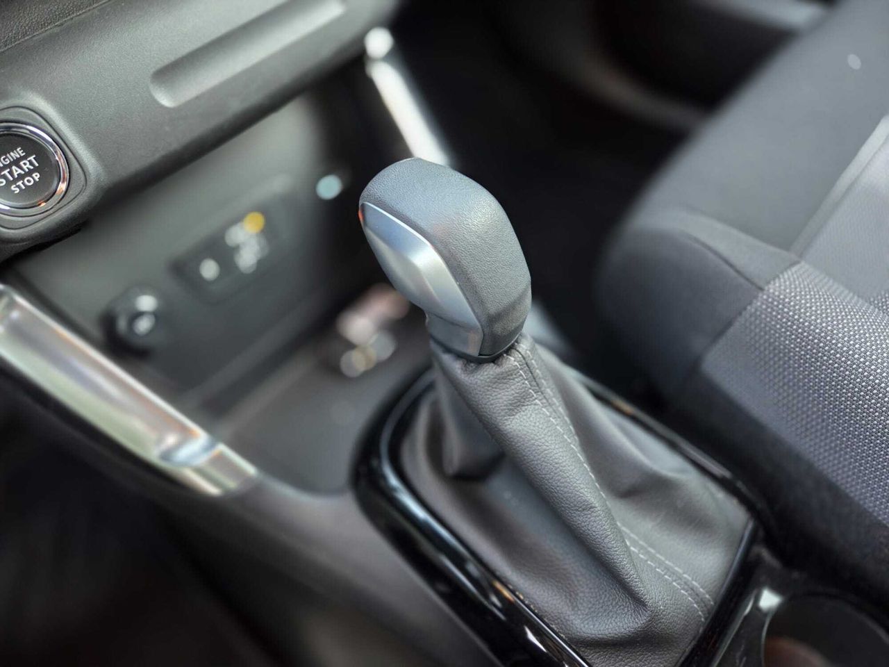 Citroën C3 Aircross PURE TECH 130 CV EAT6 MAX  - Foto 2