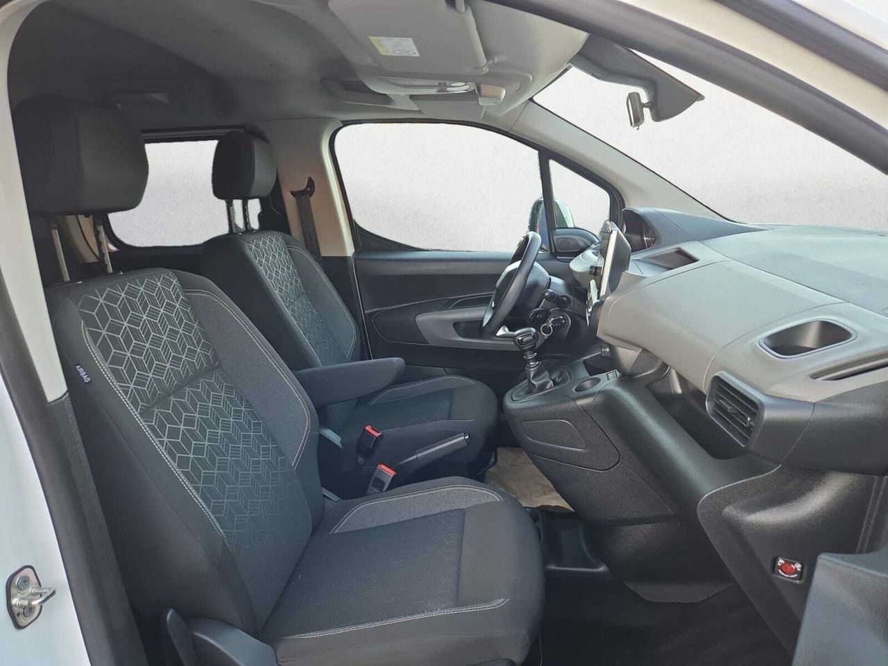 Peugeot Rifter ACTIVE BLUE HDI 130 CV STANDARD  - Foto 2