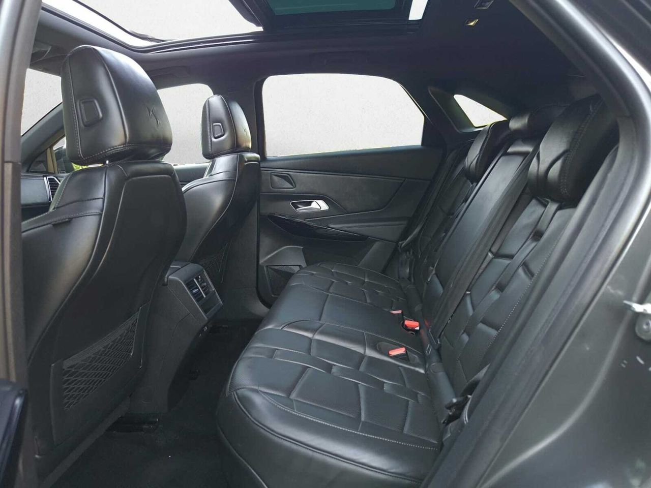 DS DS 7 CROSSBACK E TENSE 300 CV 4X4  LOUVRE  - Foto 2