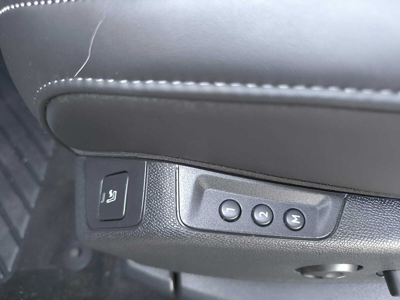 DS DS 7 CROSSBACK E TENSE 300 CV 4X4  LOUVRE  - Foto 2