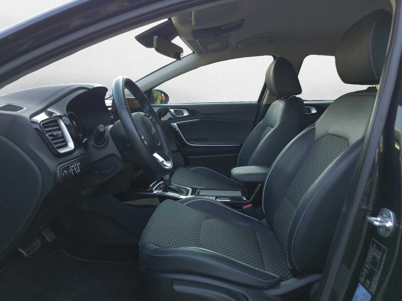 Kia XCeed 1.6 GDI PHEV TECH  - Foto 2