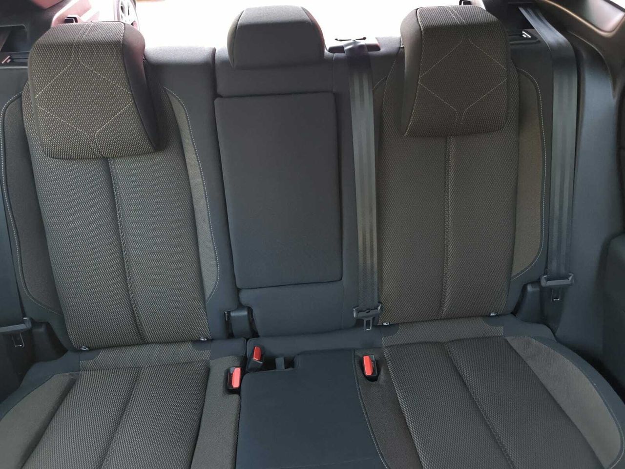 DS DS 7 CROSSBACK BLUE HDI 130 CV AUT BASTILLE  - Foto 2
