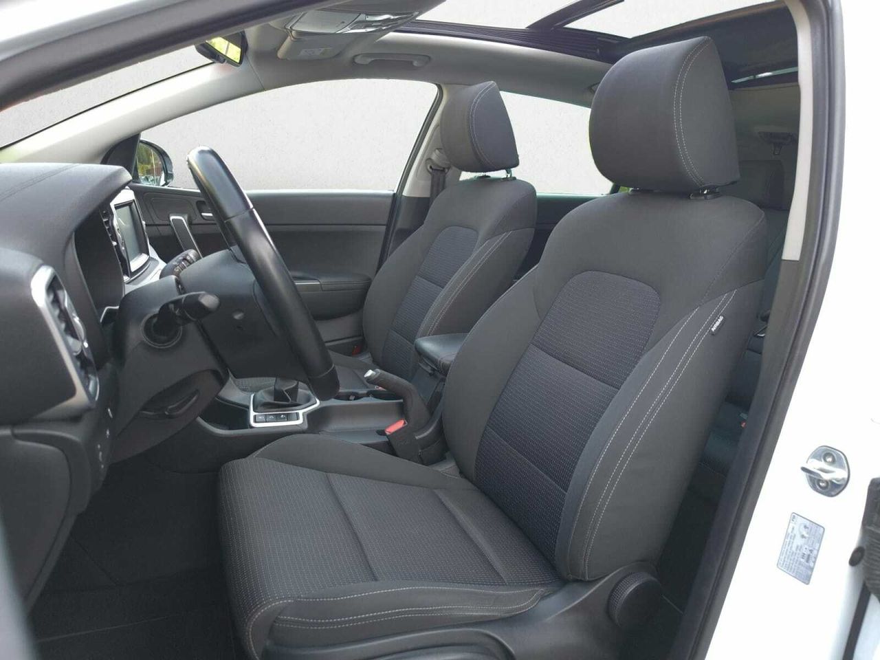 Kia Sportage CRDI 115 CV X TECH  - Foto 2