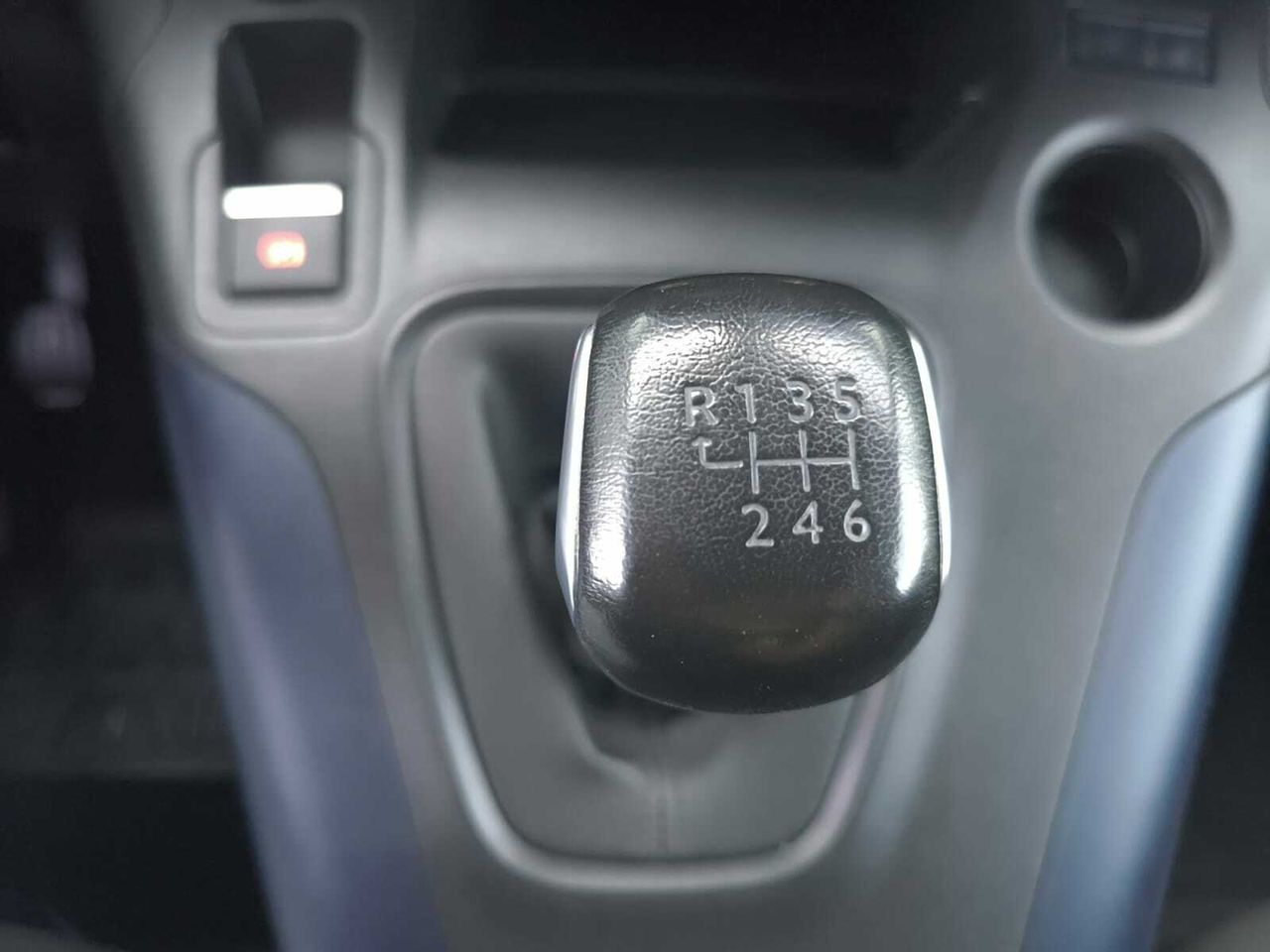 Peugeot Rifter ALLURE PACK BLUE HDI 100 CV STANDARD  - Foto 2