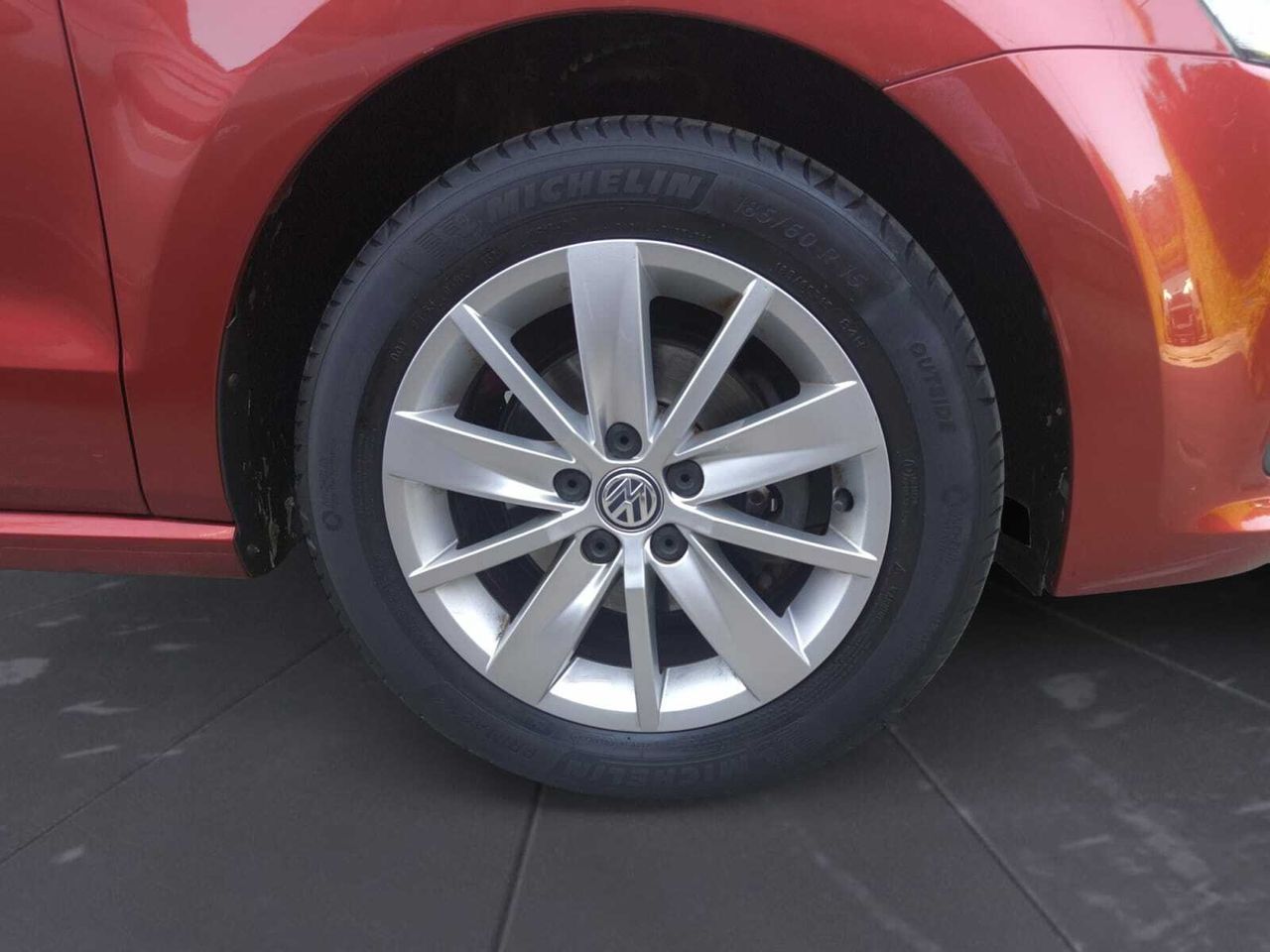 Volkswagen Polo ADVANCE TSI 90 CV PACK TECHO 3 PUERTAS  - Foto 2