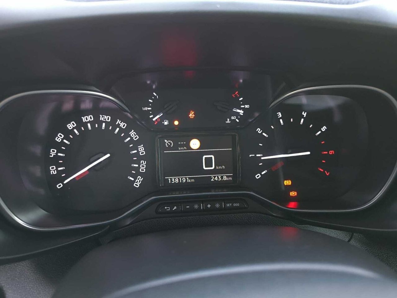Citroën Berlingo TALLA M BLUE HDI 100 CV FEEL  - Foto 2
