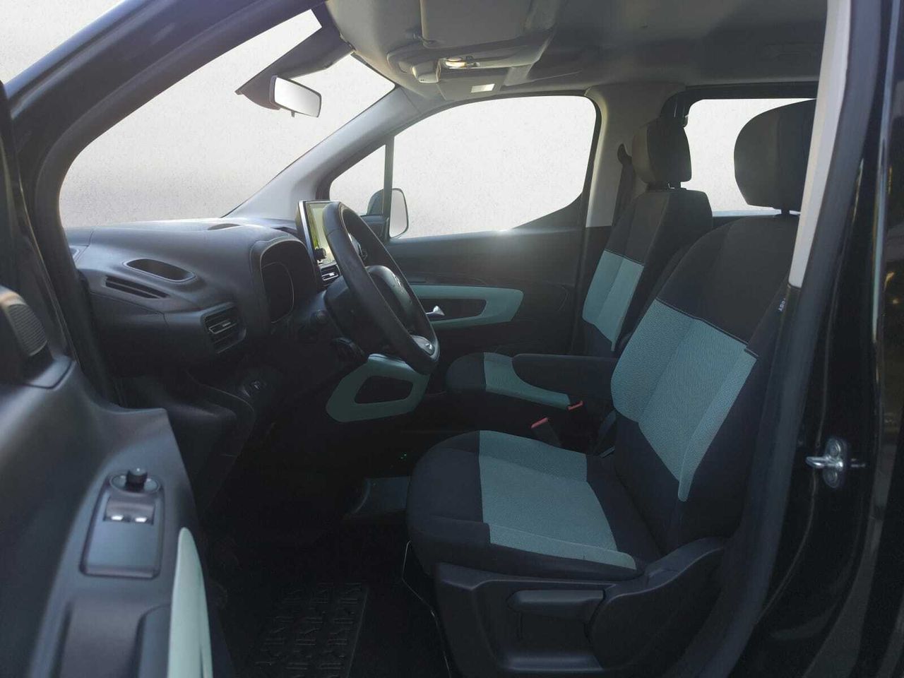 Citroën Berlingo TALLA M BLUE HDI 100 CV FEEL  - Foto 2