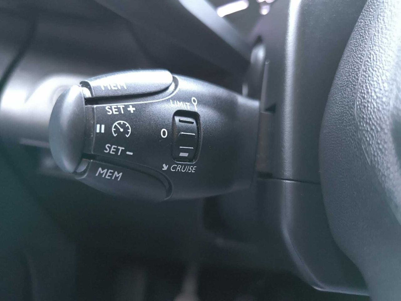 Citroën Berlingo TALLA M BLUE HDI 100 CV FEEL  - Foto 2