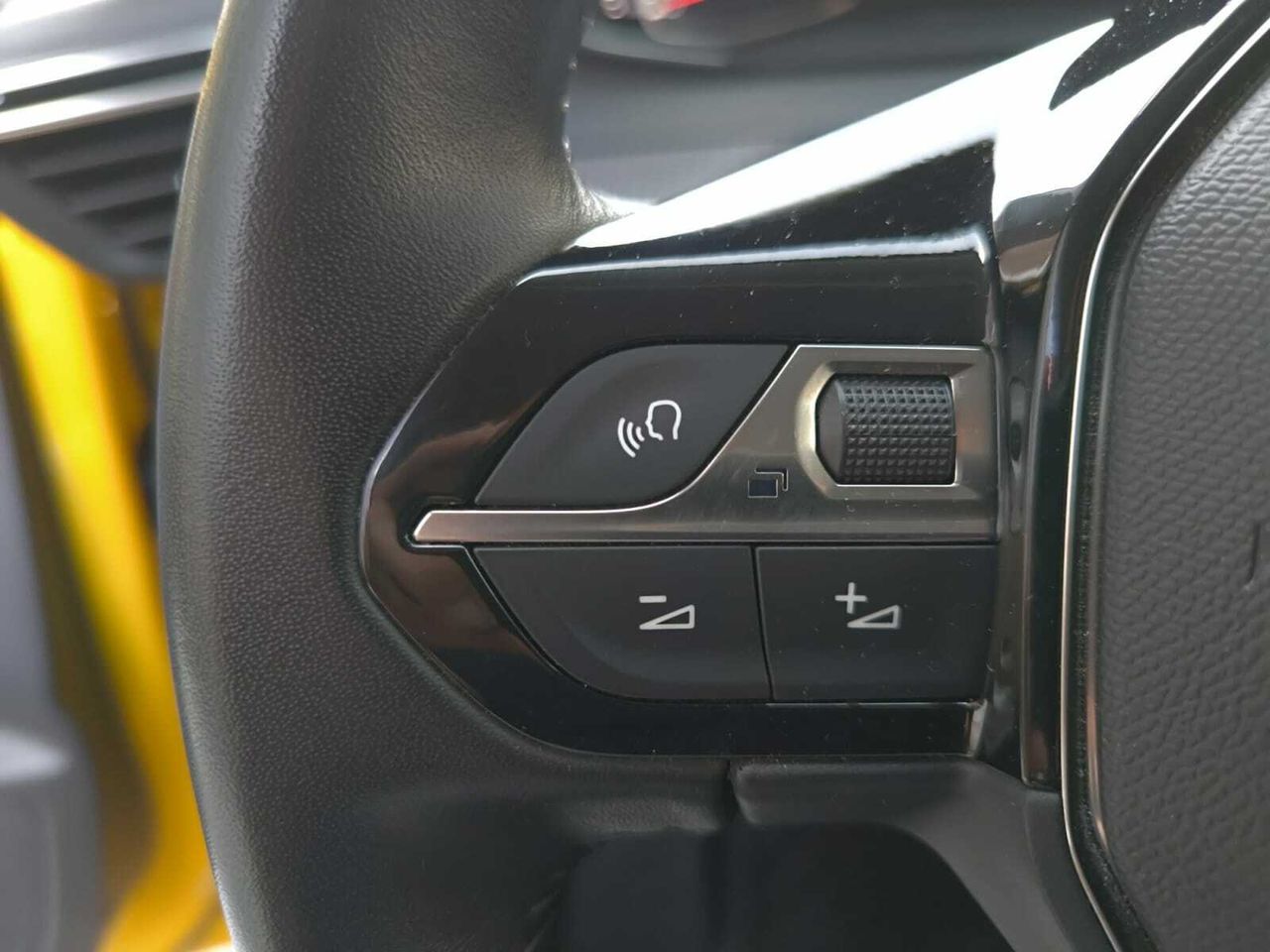 Peugeot 208 ACTIVE PURE TECH 100 CV  - Foto 2