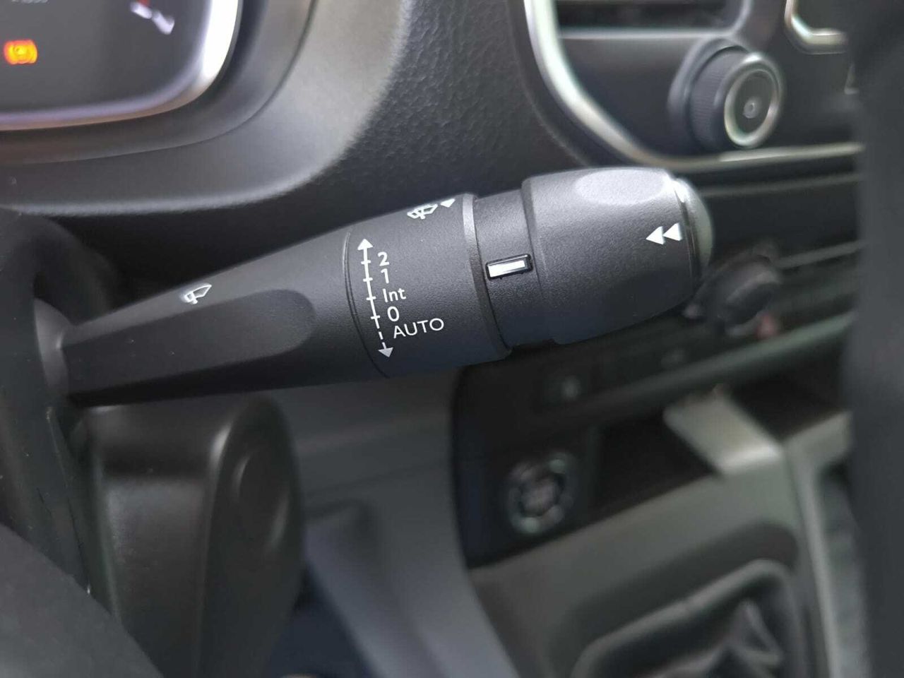 Peugeot Expert FG PREMIUM LONG BLUE HDI 100 CV  - Foto 2