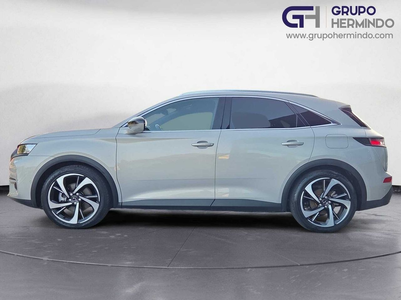 DS DS 7 CROSSBACK E TENSE 4X4 300 CV GRAND CHIC  - Foto 2