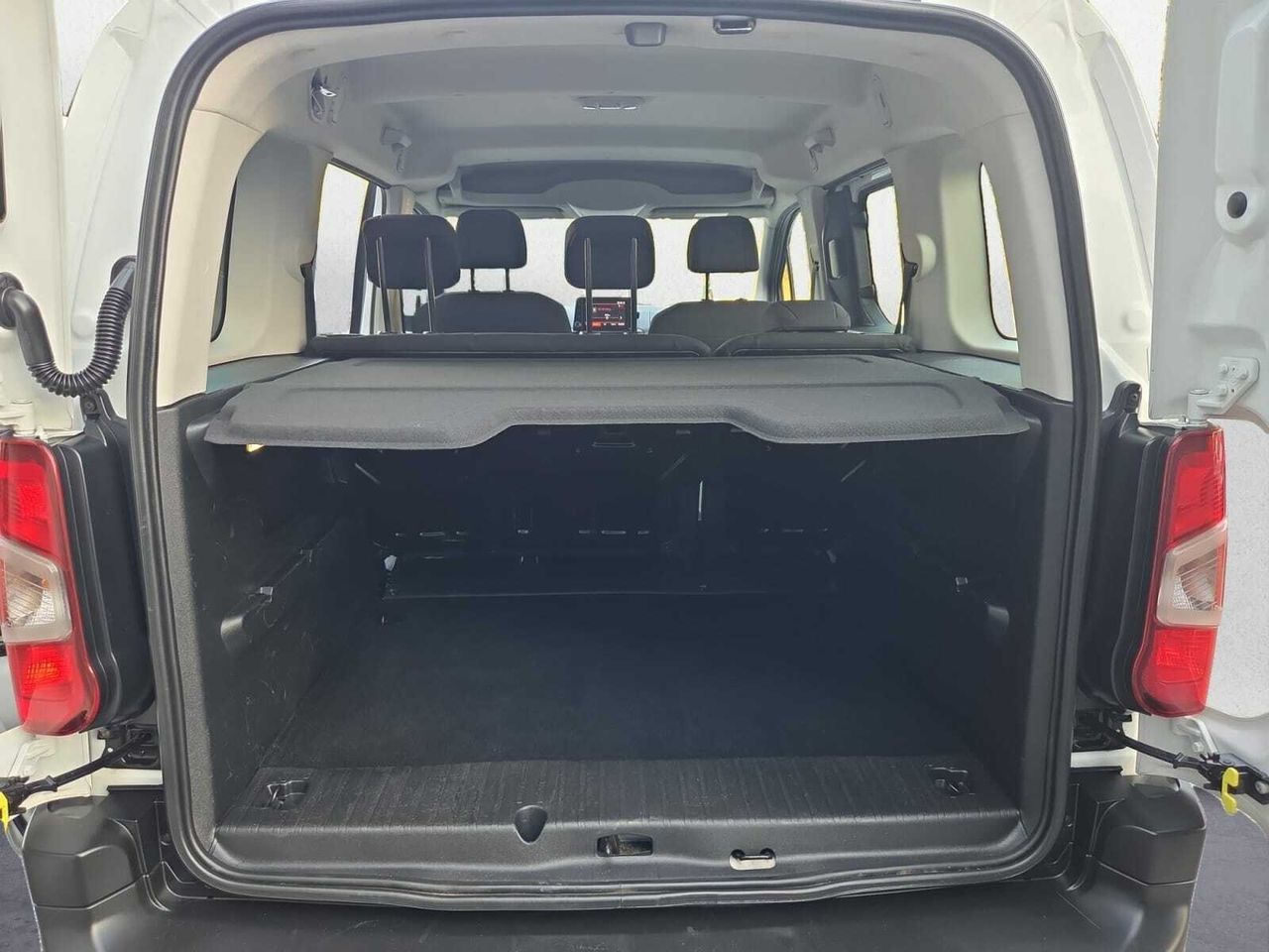 Citroën Berlingo TALLA M BLUE HDI 100 CV FEEL  - Foto 2
