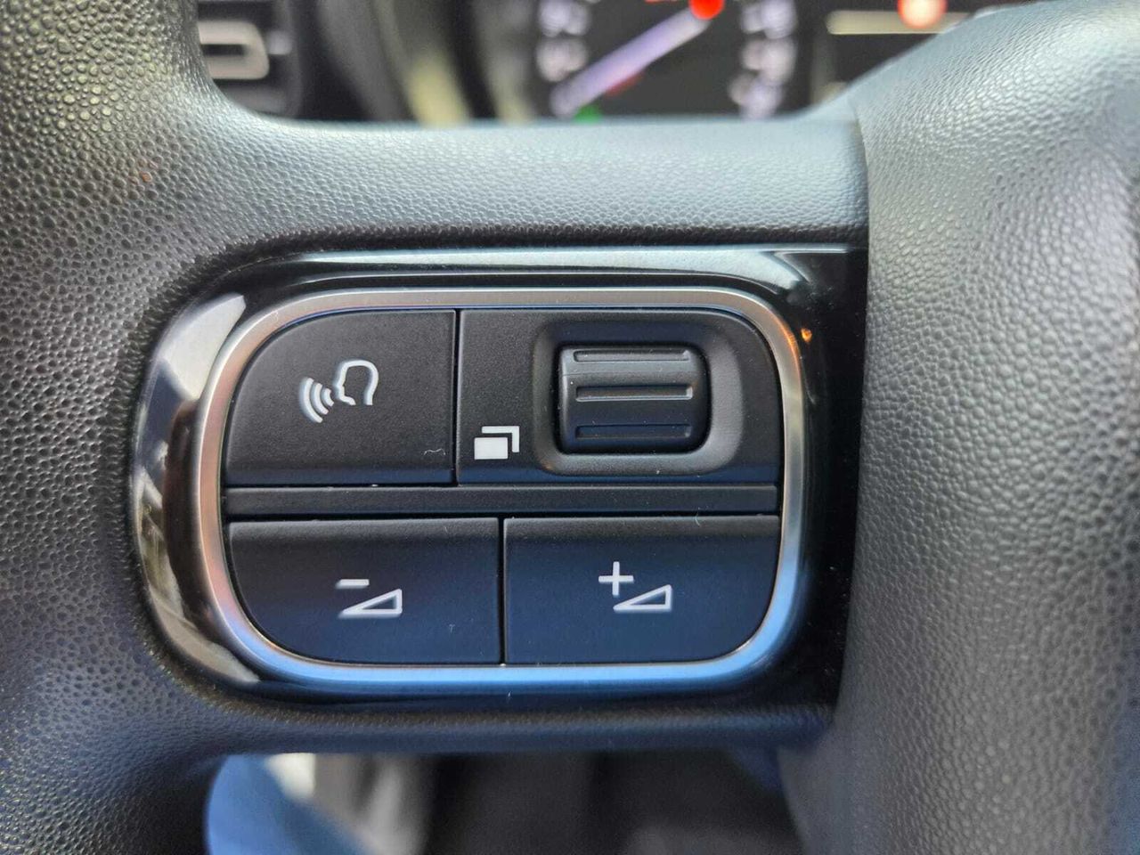 Citroën Berlingo TALLA M BLUE HDI 100 CV FEEL  - Foto 2