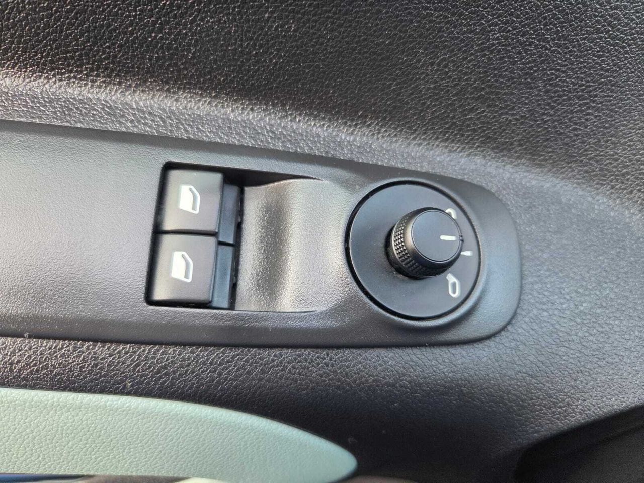 Citroën Berlingo TALLA M BLUE HDI 100 CV FEEL  - Foto 2