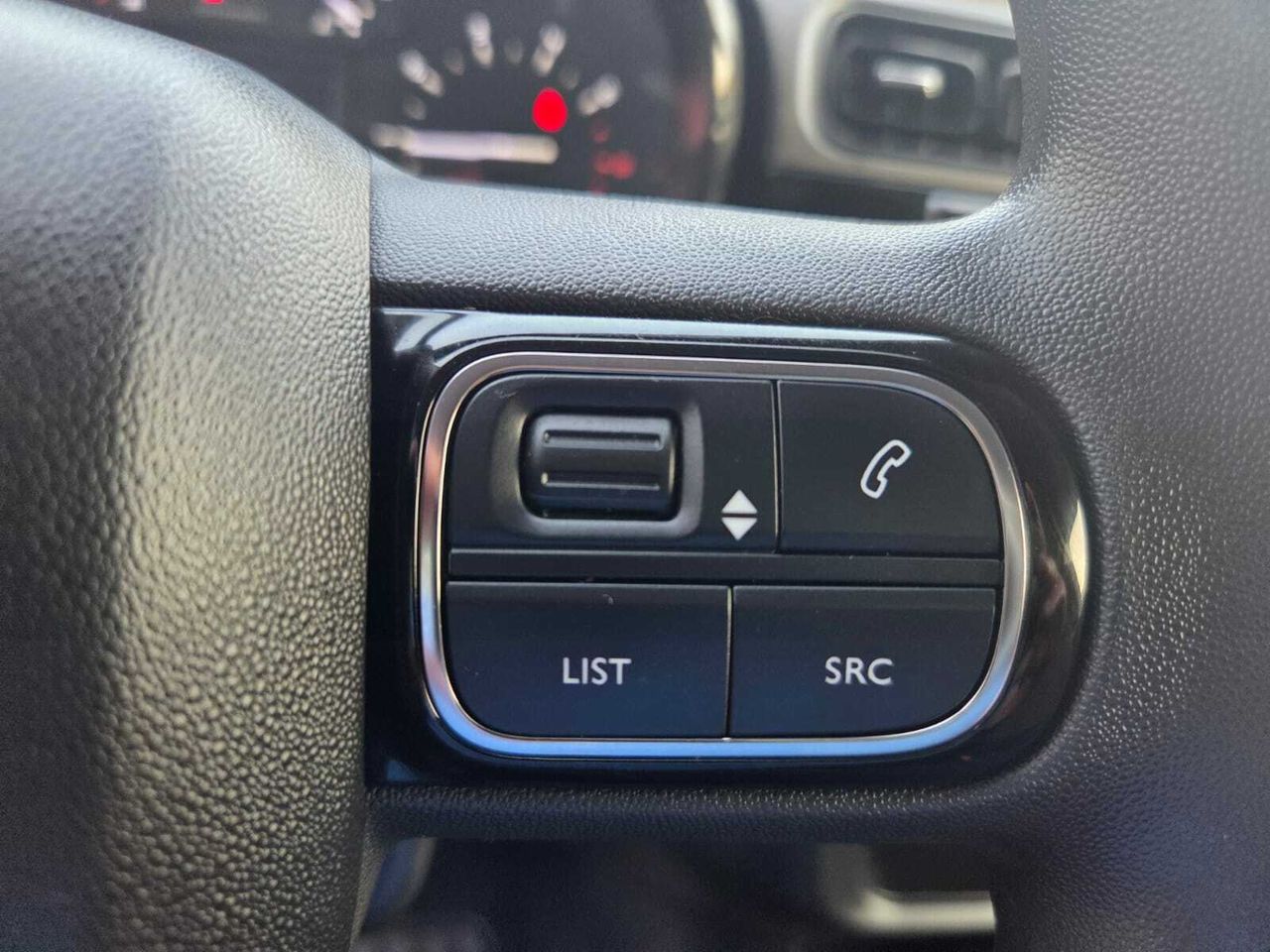 Citroën C3 PURE TECH 83 CV FEEL  - Foto 2
