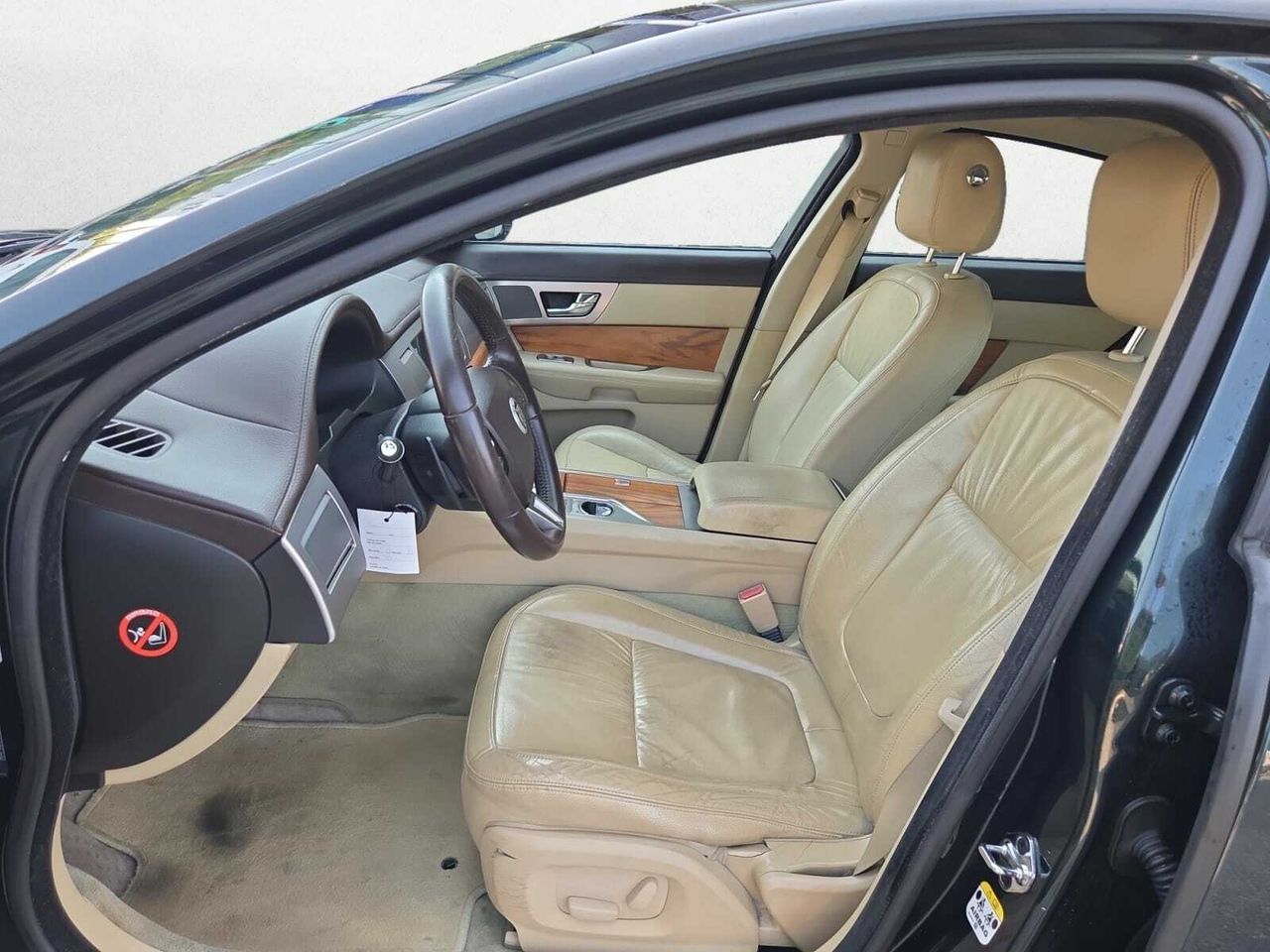 Jaguar XF 3.0 V 6 DIESEL PREMIUM LUXURY  - Foto 2