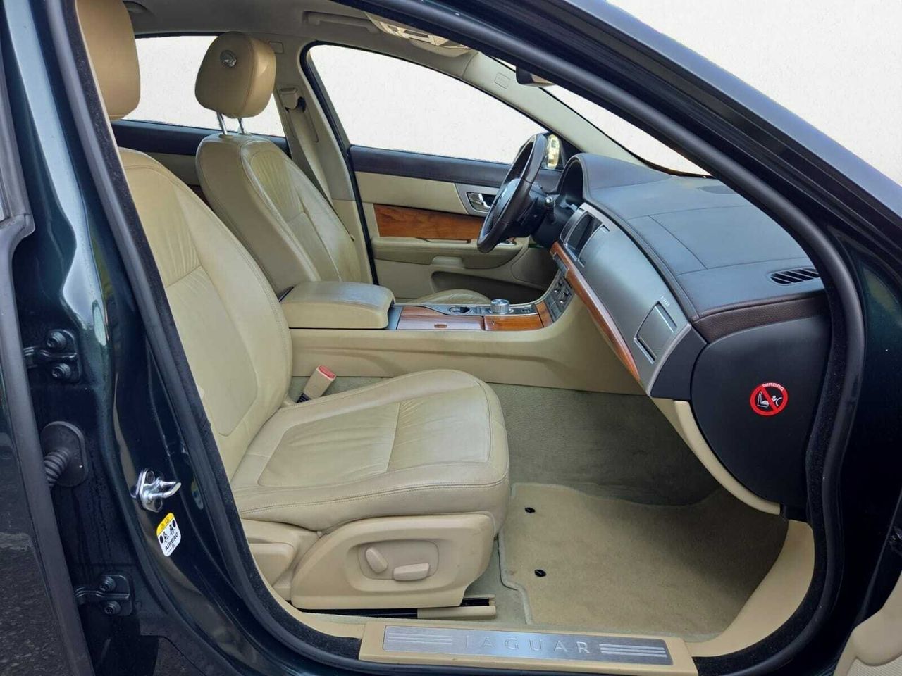 Jaguar XF 3.0 V 6 DIESEL PREMIUM LUXURY  - Foto 2