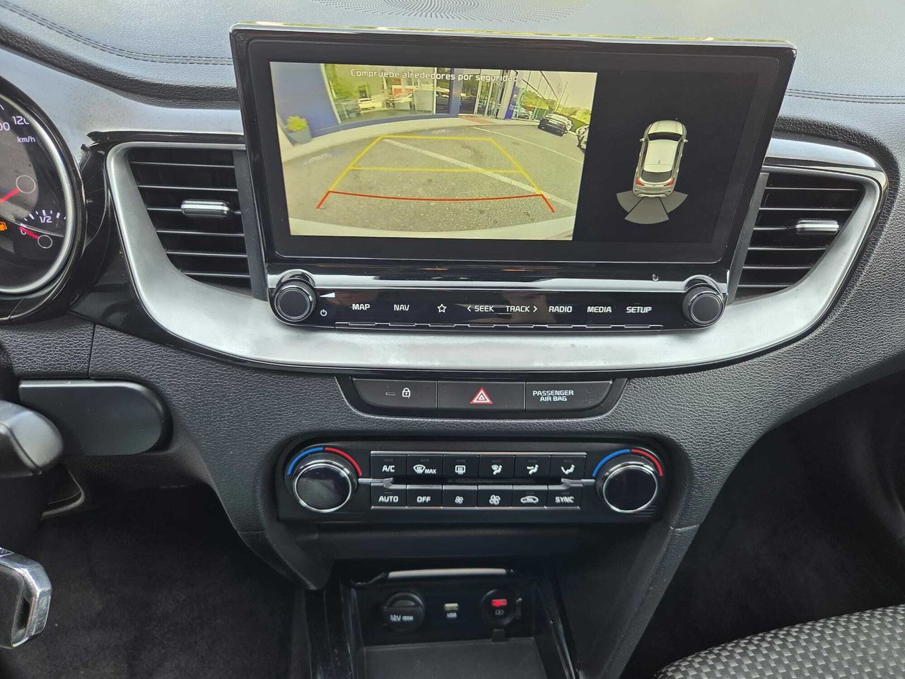Kia XCeed 1.0 TGDI TECH 120 CV  - Foto 2