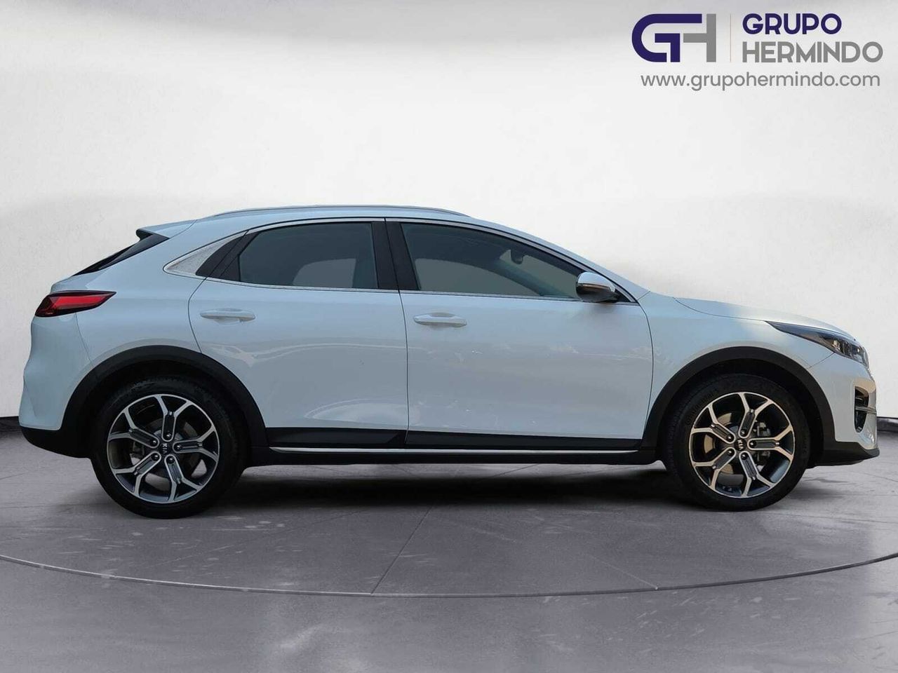 Kia XCeed 1.0 TGDI TECH 120 CV  - Foto 2