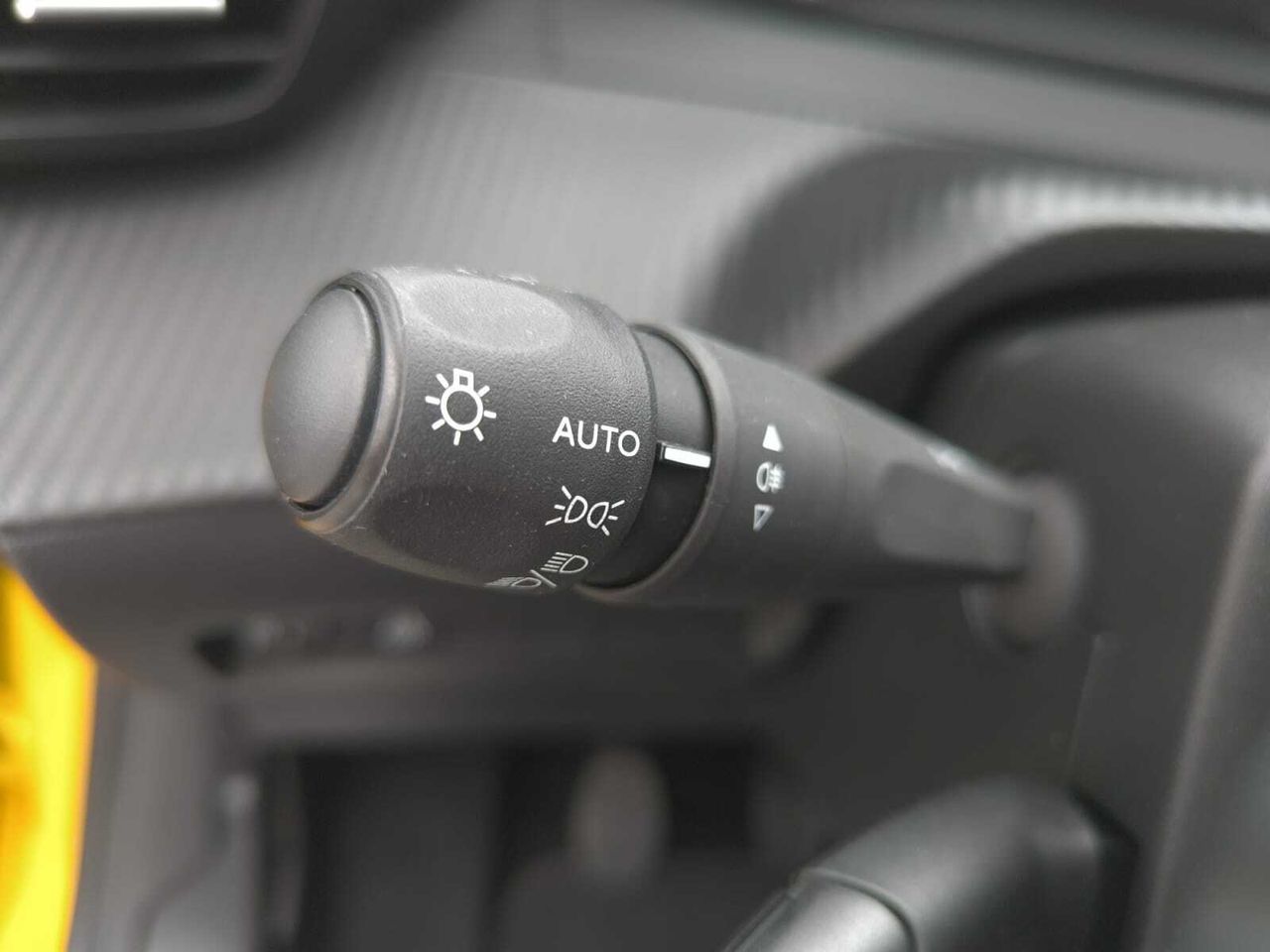 Peugeot 208 ACTIVE PACK PURE TECH 75 CV  - Foto 2