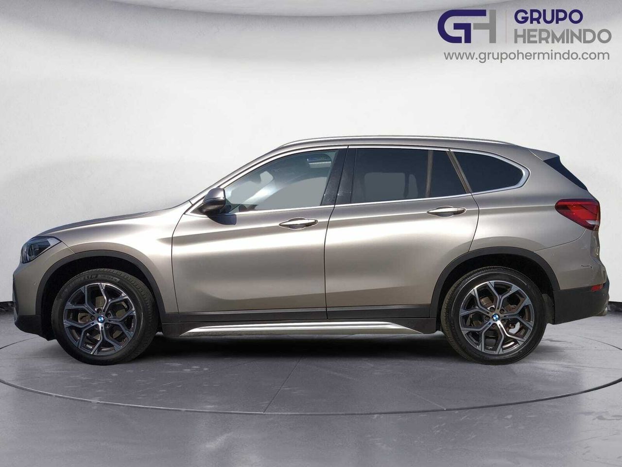 BMW X1 SDRIVE 18 D  - Foto 2