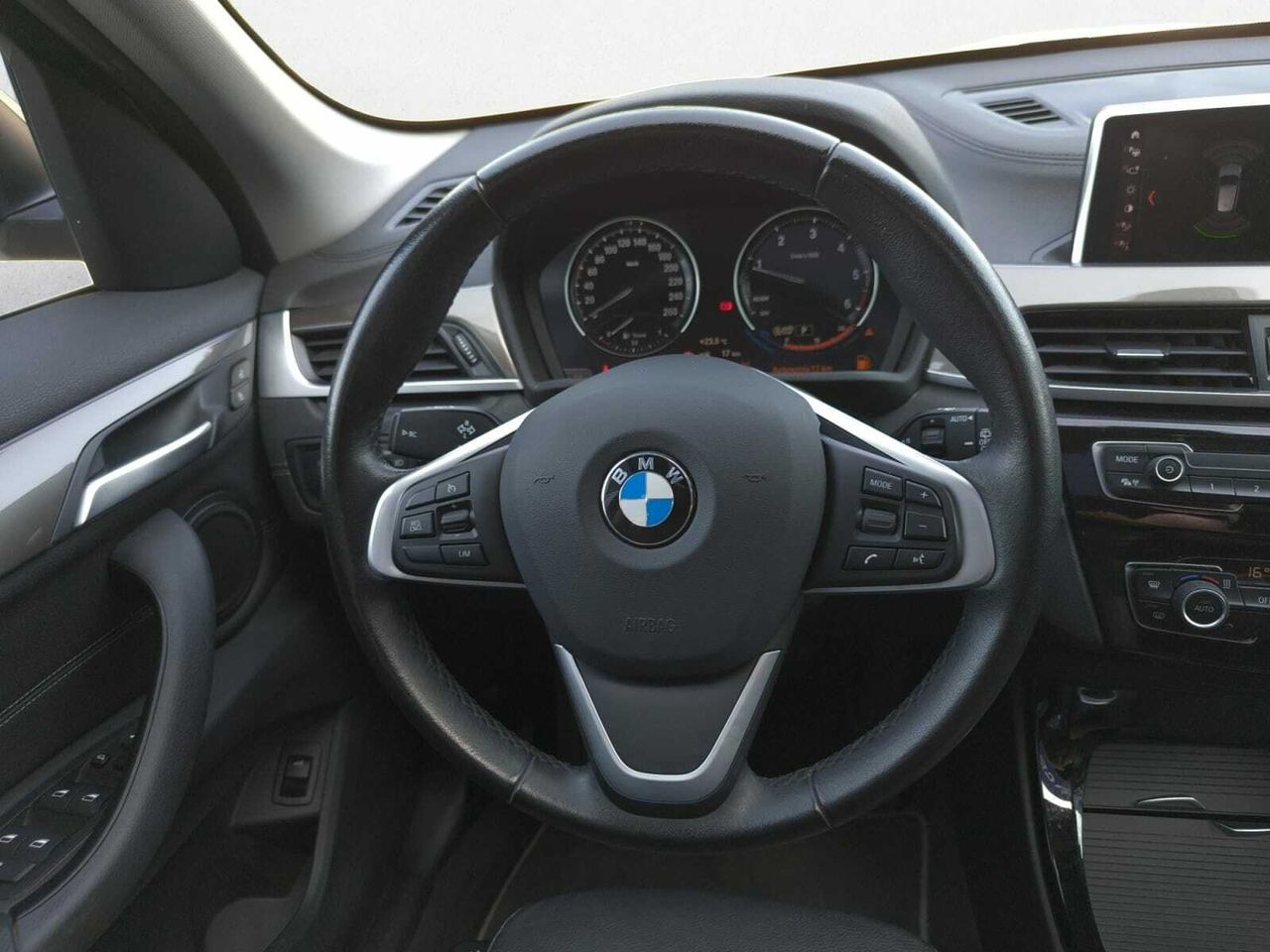 BMW X1 SDRIVE 18 D  - Foto 2