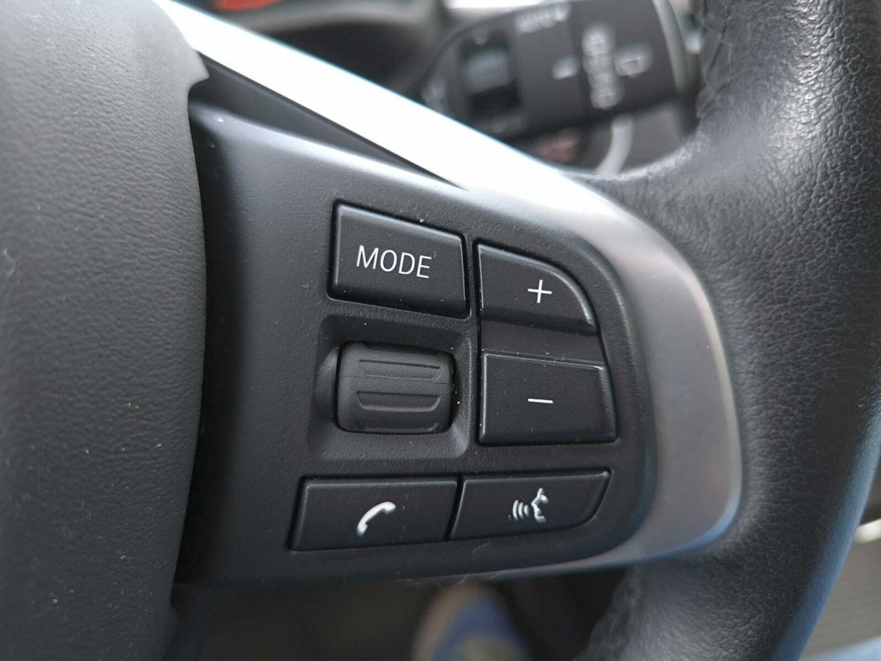 BMW X1 SDRIVE 18 D  - Foto 2