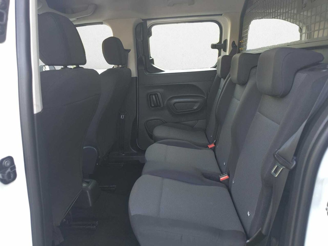 Citroën Berlingo TALLA M LIVE PACK BUSINESS BLUE HDI 100 CV  - Foto 2