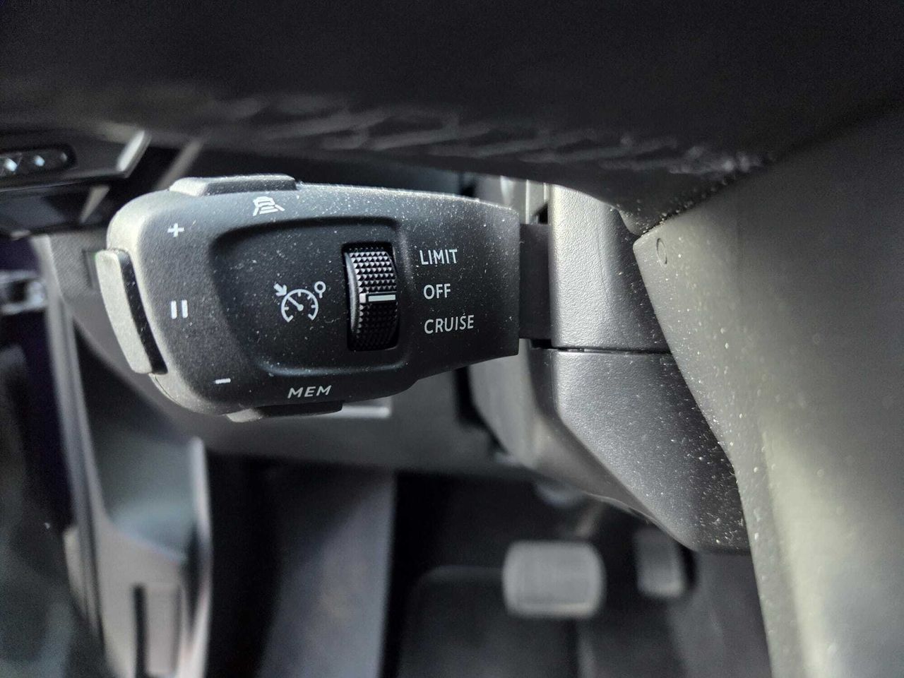 DS DS 7 CROSSBACK LOUVRE BLUE HDI 180 CV AUT  - Foto 2